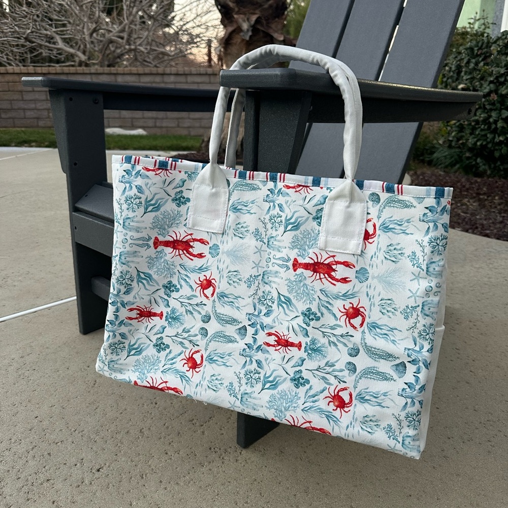 Lobster Print Canvas Tote Bag - White and Red